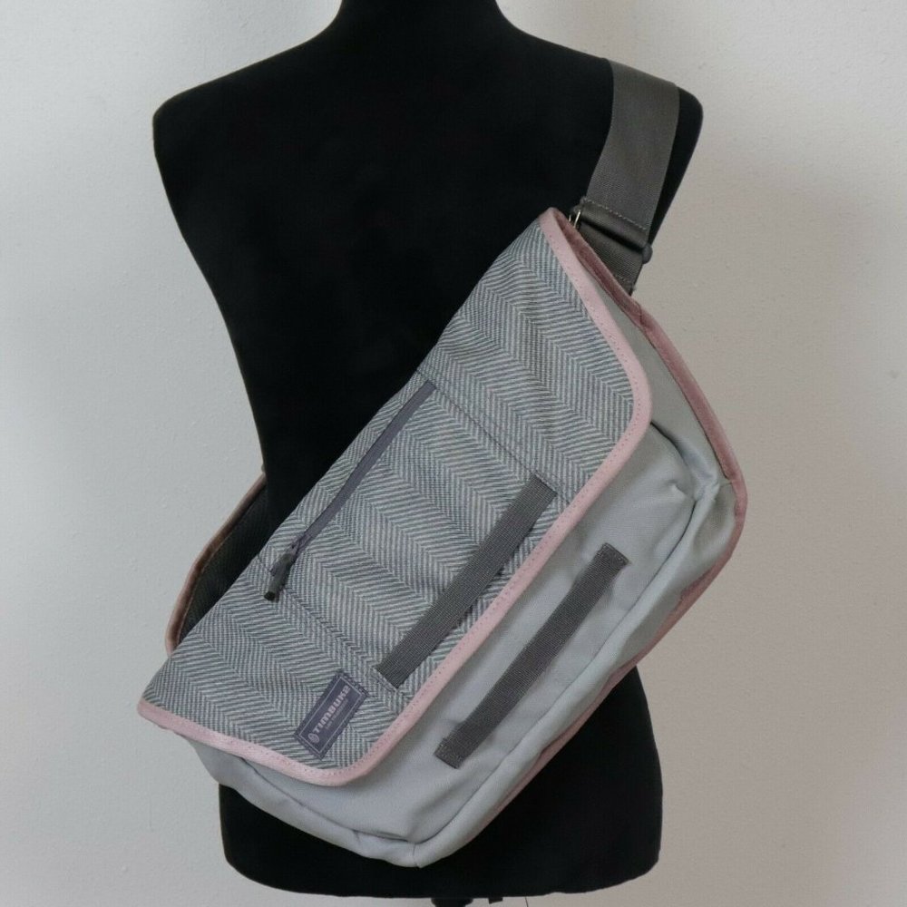 Timbuk2 Messenger Bag Gray w Mauve-Lavender-Pink 16x9x3" New-read description